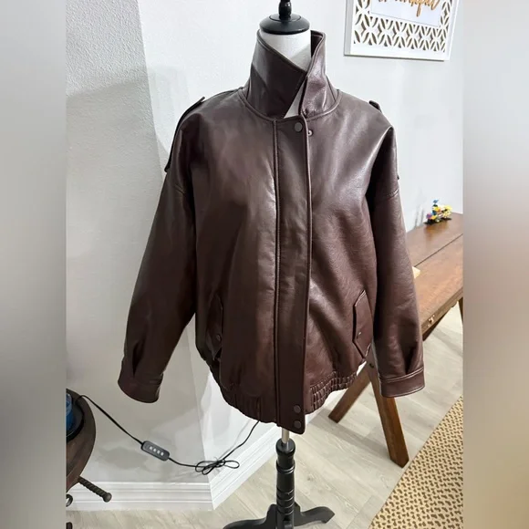 Abercrombie & Fitch Dark Brown Vegan Leather Jacket - Picture 9 of 12